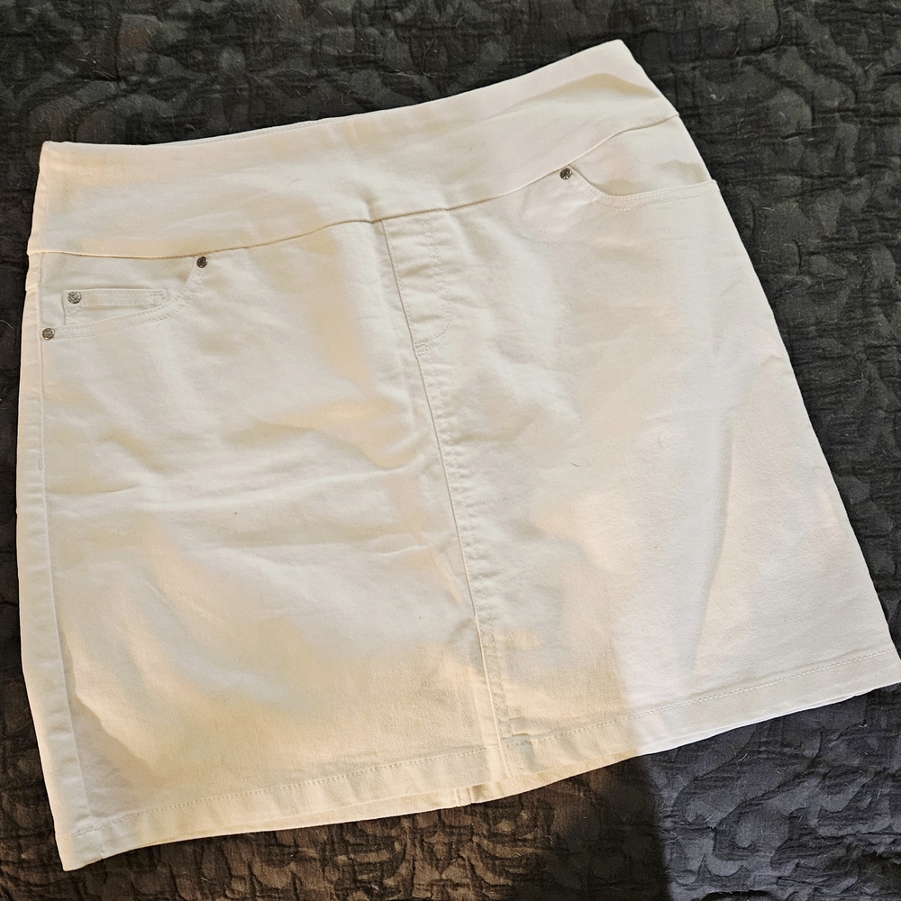 Women's White Skort